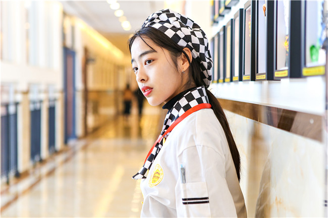 ��ѧ�ӹ��¡������磺��ϧ����ѧϰʱ�⣬���Ź���ǰ��