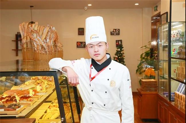 ��ѧ�ӹ��¡���˳��������裬ӭ���µ��Լ���