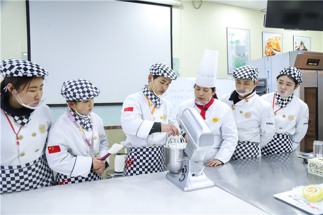 Ϊʲô��ô����Ҫ��עѧ����