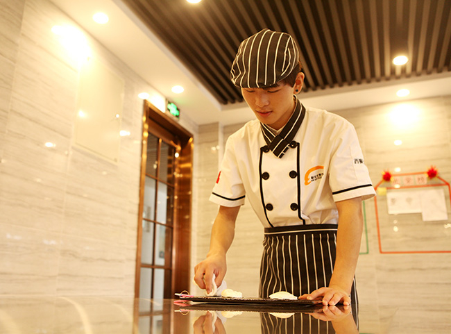 ���������¡�Ҷ�������������ģ�����������һ·����