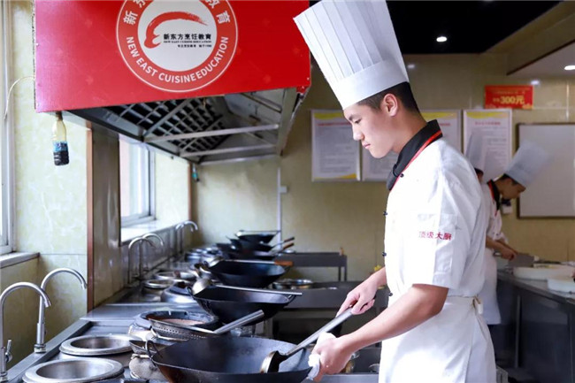 ��ѧ���������Ӹ��ൽ���գ������¹��Ǵ��������³�����