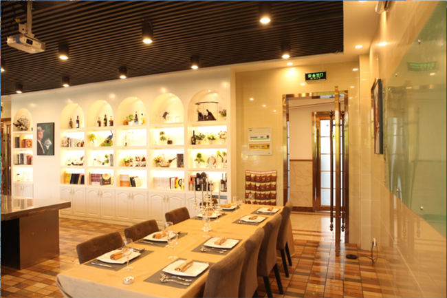 ��ѧ��������15�����˵δ��һ��Ҫ��Ϊרҵ�����ʹ����