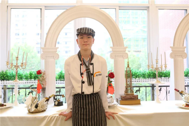 ��ѧ��������15�����˵δ��һ��Ҫ��Ϊרҵ�����ʹ����