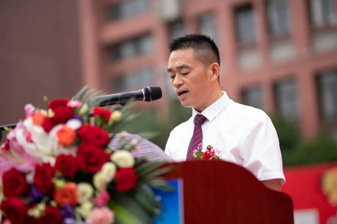 ǿ�Ʊ����������¶������ѧԺ�����Ƶ����רҵ��ʽ������