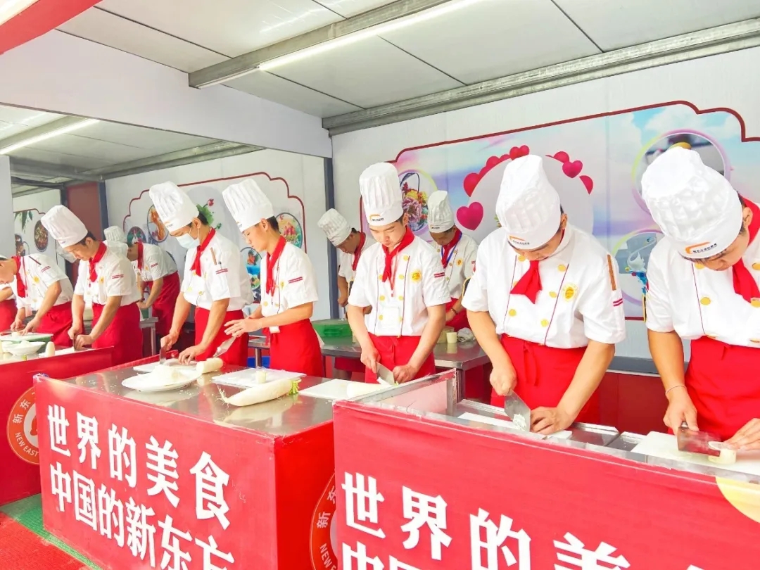 �����������ɡ������¶�����⿼���ѧУ�ٰ쵶������