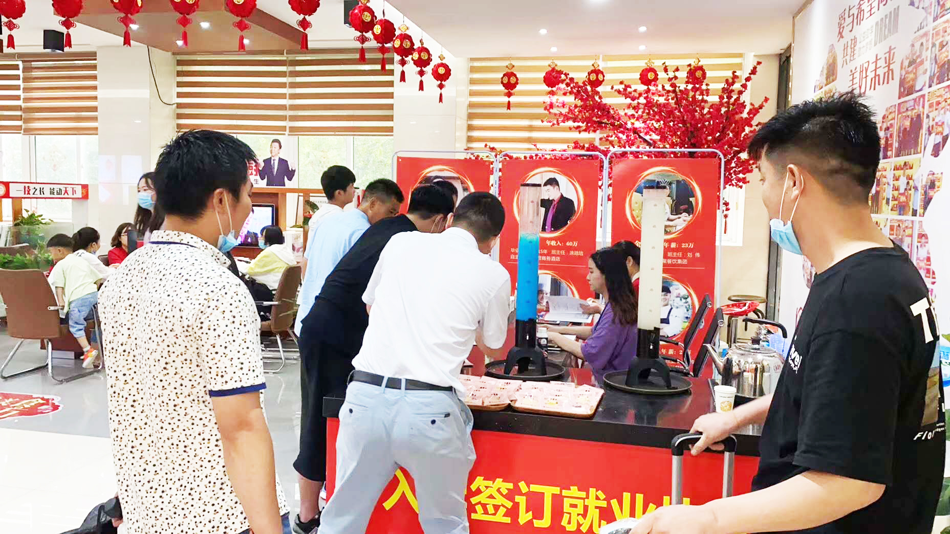 Ӯ��ѡ�񣡰����¶���ѧ����ע����Ժ���Ӵ��գ����±����߷壡