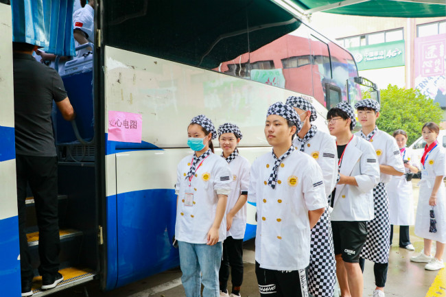 ��עѧ�ӽ����������¶�����չ2020��������칤��