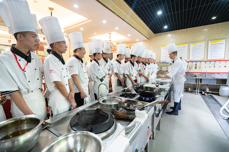 ��������ʦ���ɹ�֮·û�нݾ����ߣ�����ǧ��������Ϊ��