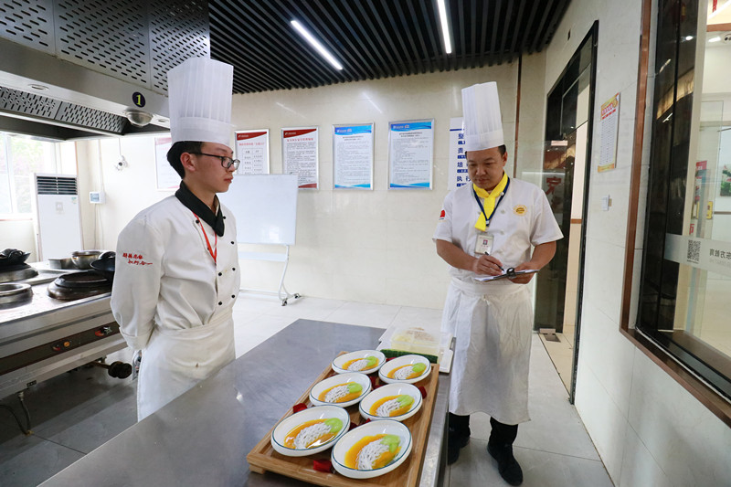 ����������װ����|�����조�¶�������ȫ����⿼��ܴ����Ϸ�Ԥѡ�����Ƚ�����