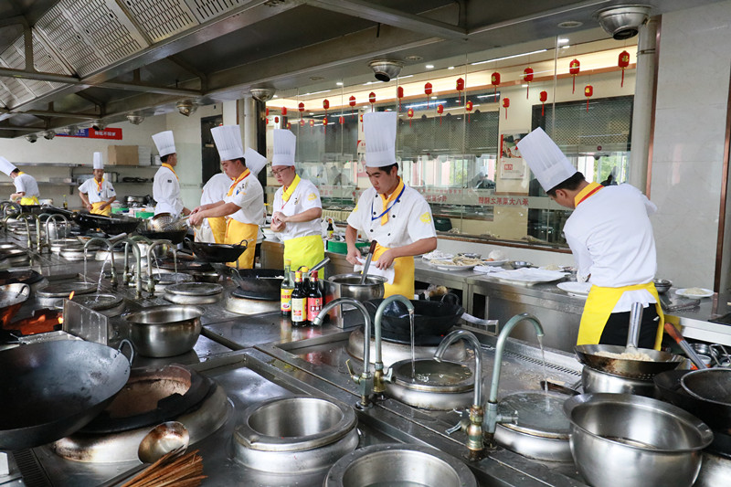 ����������װ����|�����조�¶�������ȫ����⿼��ܴ����Ϸ�Ԥѡ�����Ƚ�����