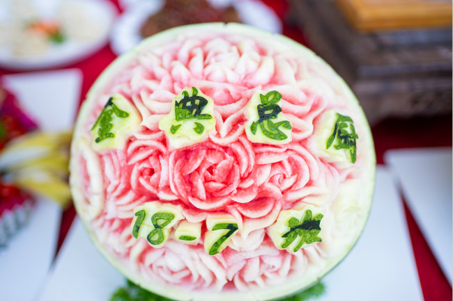 ��ϯ��Ʒչ|�ŷ����룬�ܶ��޻��ഺ