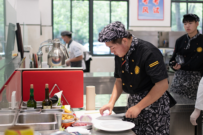 �����¶���2020�ꡰ�Ͼ�̽�㱭���������ʹ��´������ȿ���