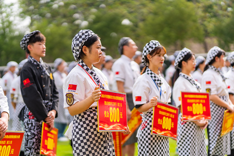 �����¶����������ʹ��´���Բ����Ļ��