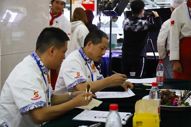 2020�Ϸʶ���Ȧ������⿼��ܴ�������У¡�ؾ���