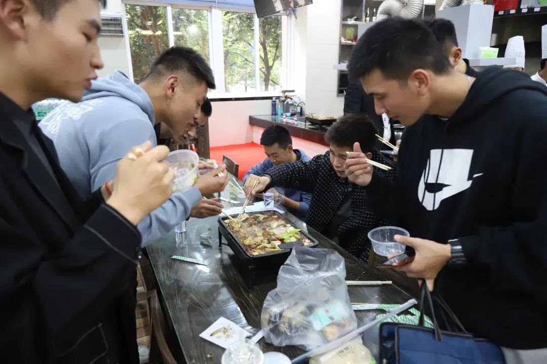 ȫʡ��������У���϶�Ϊ����ʡ���۾���ְҵ������ѵ����