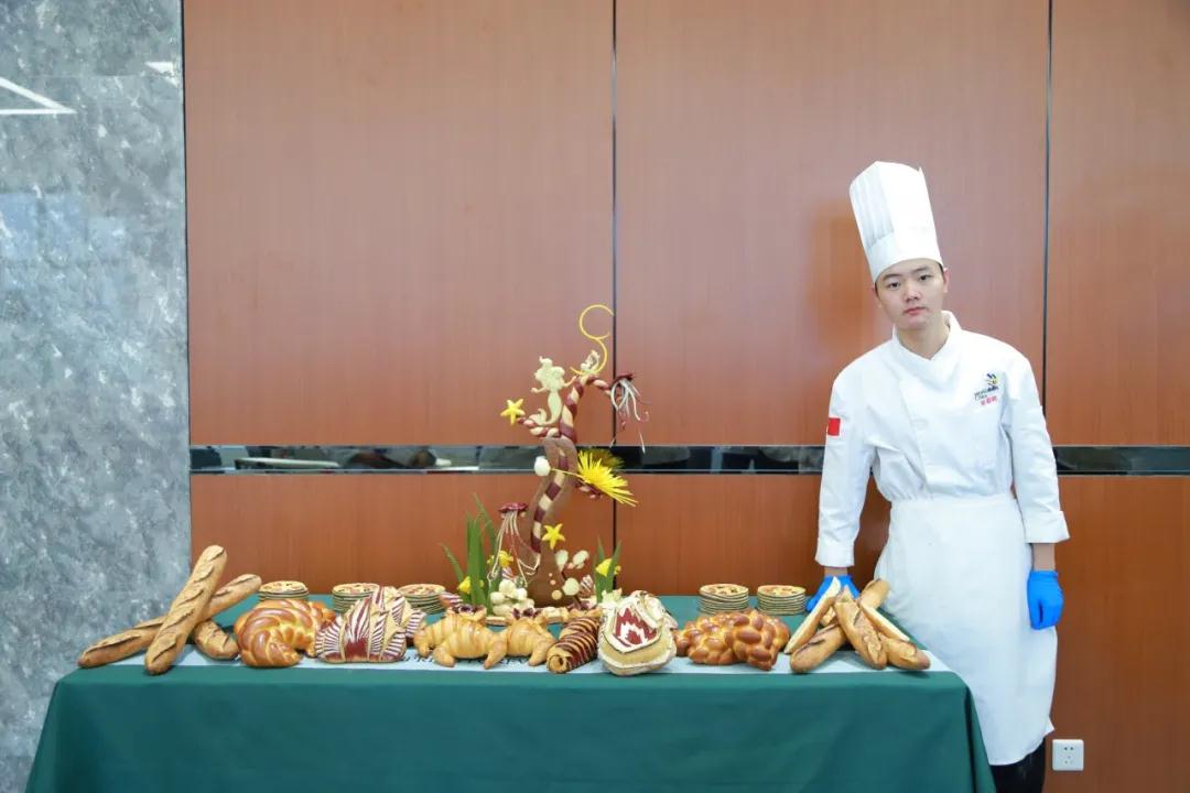 �𺽰ɣ������¶��������ǣ� ��46�����缼�ܴ������������ˣ�