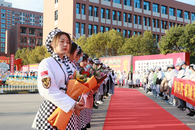 ��ҫ�����������¶���ѧ���ڵ�46�����缼�ܴ���ȫ��ѡ������ȡ�üѼ���