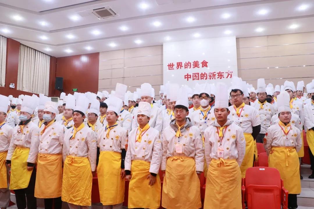 ���ܳɾ����룬�����¶���2020�ڶ��ڳ�����ר�����֤���������վ��У�