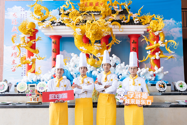 ���ӽ�Ŀ�¶�����ů�С���̽�������¶���ѧ��������ľ���Ļ�����