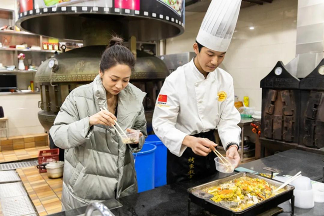 ʵ�����ţ����������˵����¶���ѧ��