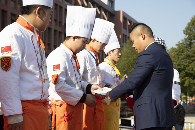 �����¶���2020���ר��ѧ��2021��Կڴ�ר������������ʽԲ������