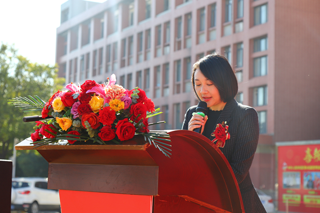 �����¶����䡤�����Ͱɽ�����ʽ��ҵ����