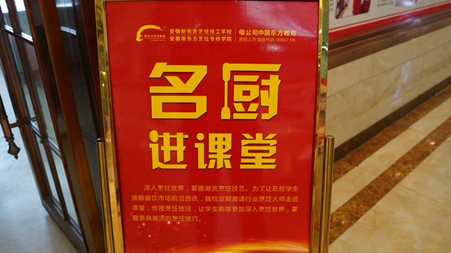 ���������� | �ɻ�����������������������ǰ�У�