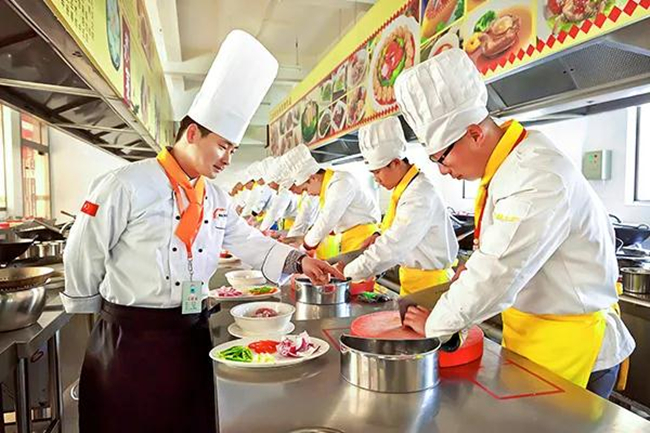 ������ģ�����ҽ�ӳ������в�ѧ�����ϵľ���ѧ������