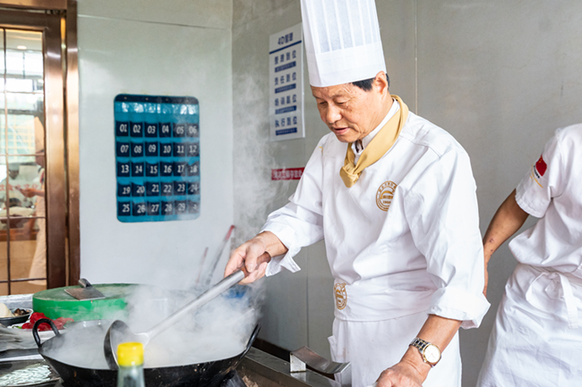 ���ܵ���������2021�������ѡ�޿������˳�����У�