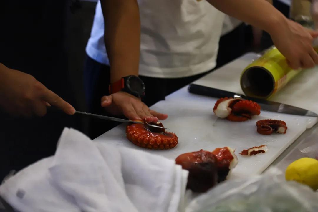 �þ�ͷ��¼���õ�ѧϰʱ�⣬�����߽�����רҵѧ����ʵ�ٿ��ã�