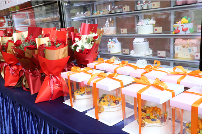 �����¶���Ա���������ջᣬ��ůͬ�У�������ůʱ��