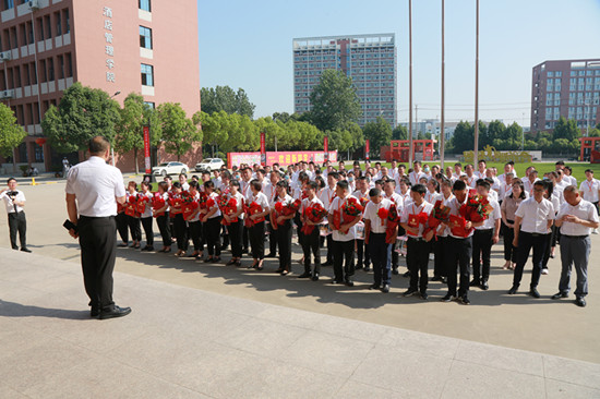 安徽新东方5月份员工暨6月份员工生日会顺利举行!