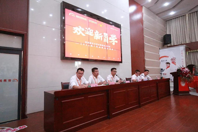 �������ˣ�С����������������