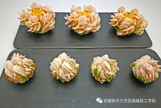 ���гɹ�չԲ��������