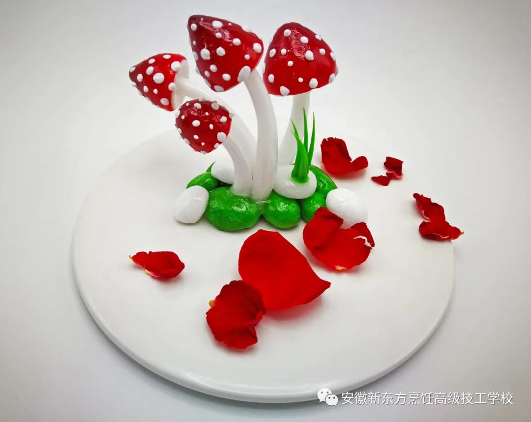 ���гɹ�չԲ��������