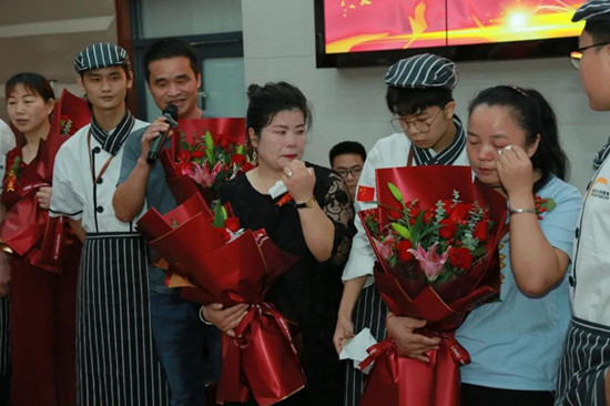 【家长鉴证会】以爱为约,共同见证孩子的成长!