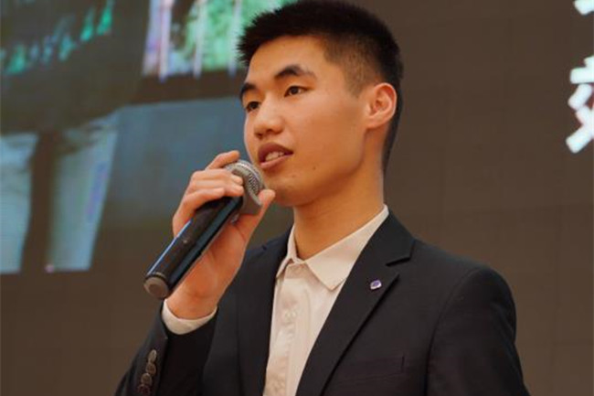 ��ҵ�����Ϊ��ʦ������ëëѧ���ĳɳ�����