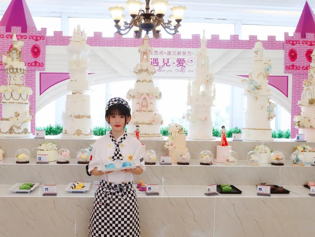 【新生故事】王孜嘉:温柔又坚定,用西点来筑甜蜜梦想