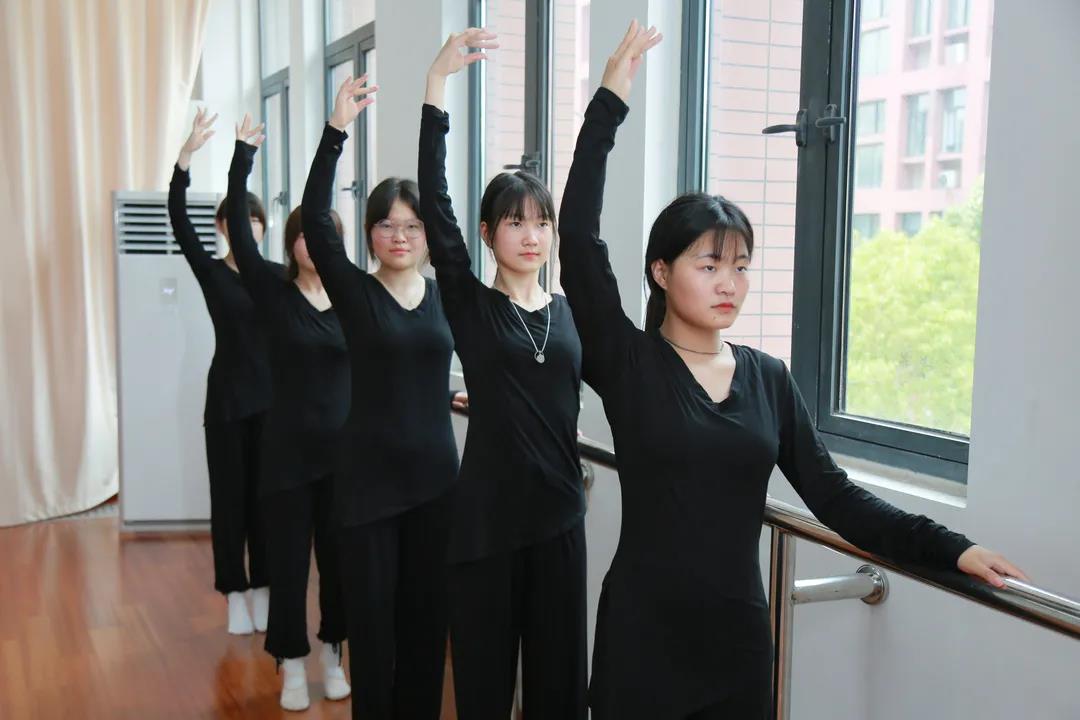 现在学幼教的优势在哪?为什么这么多学生报读幼教?