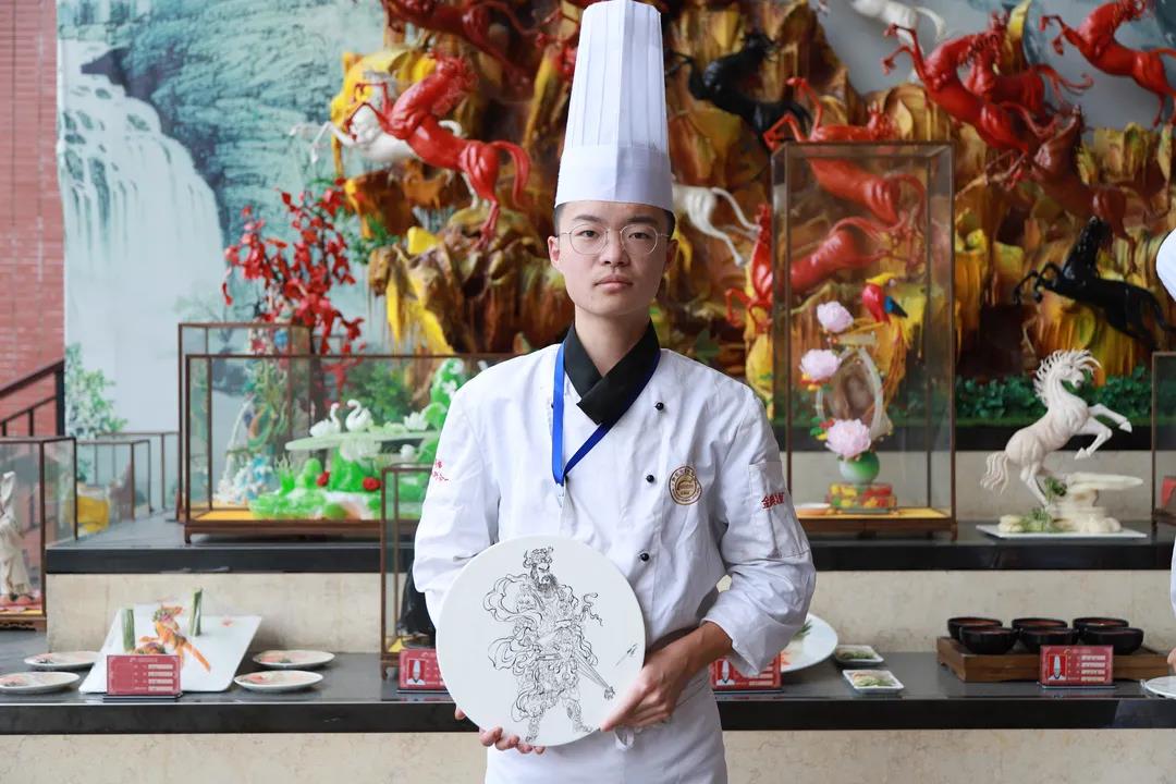 来安徽新东方烹饪学校学厨师,收获这些隐藏技能!