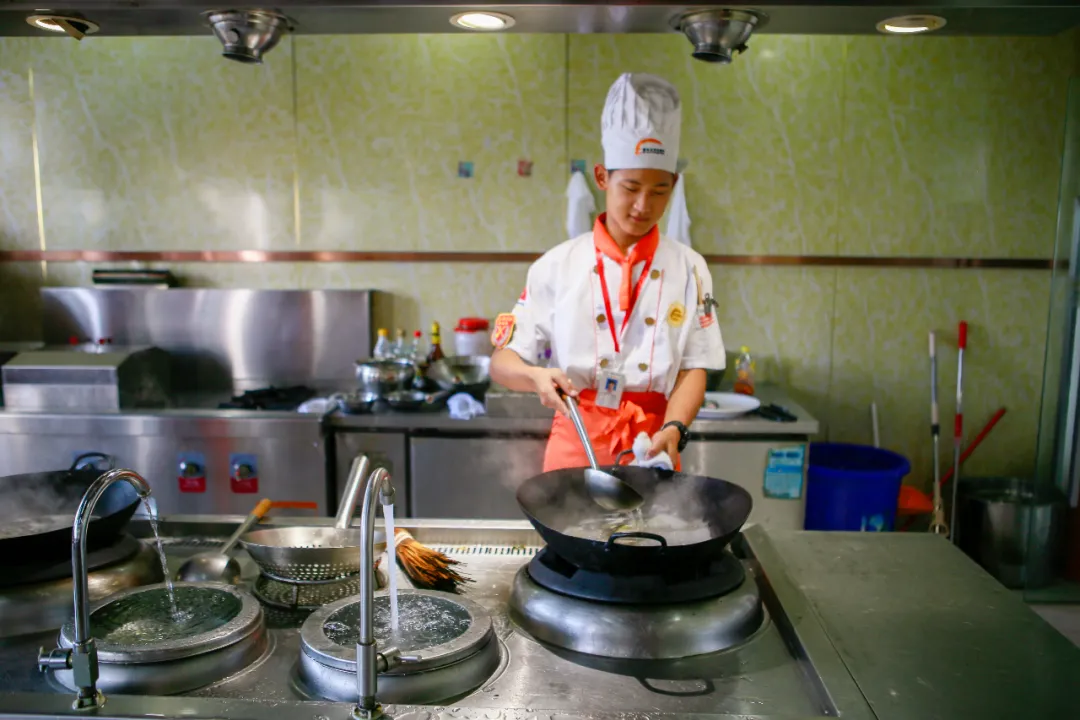 【新生故事】学厨路上,我感谢安徽新东方