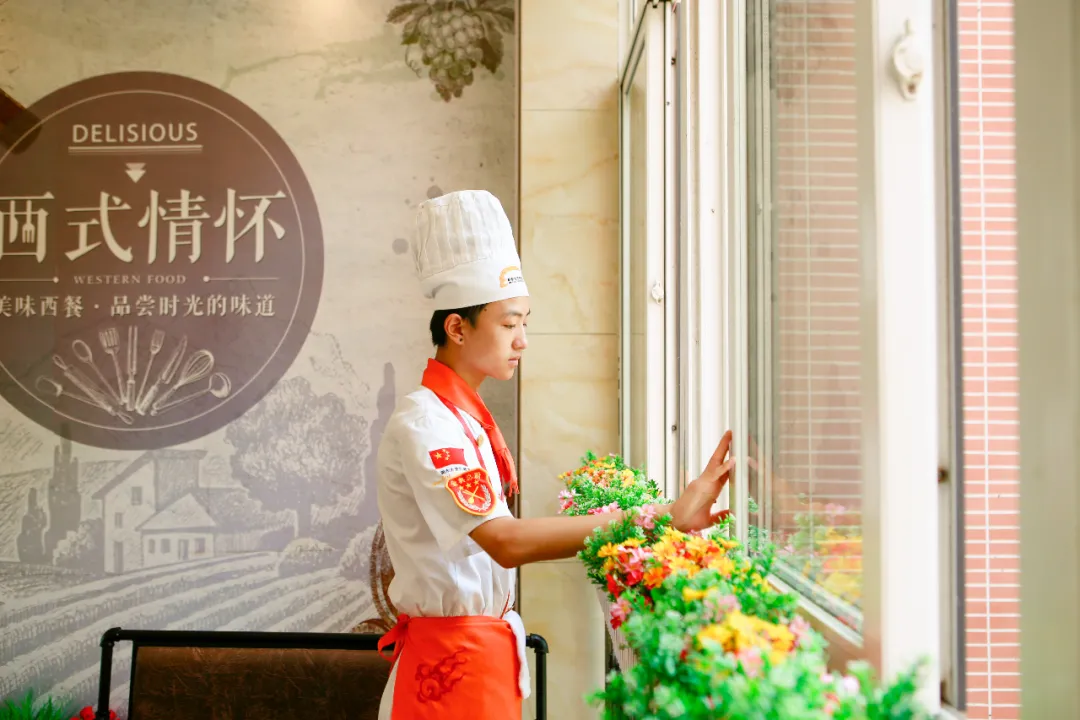 【新生故事】这个夏天,我在安徽新东方逐梦