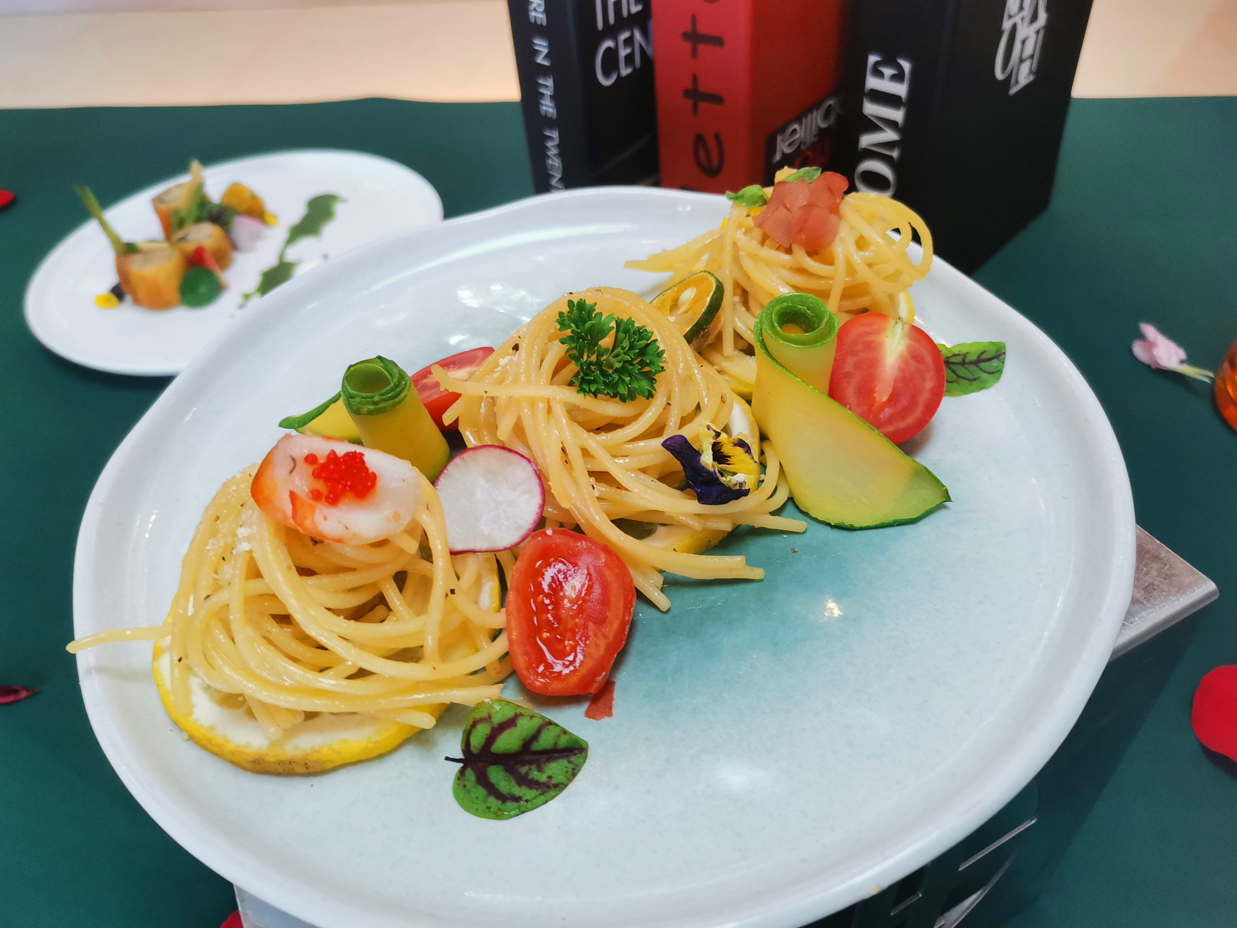 ����ѧ����Ʒչ��̫������~