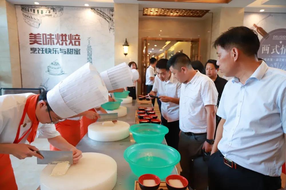 ����ʡ���۾��˼�����ѵʾ���࿪�����Բ������