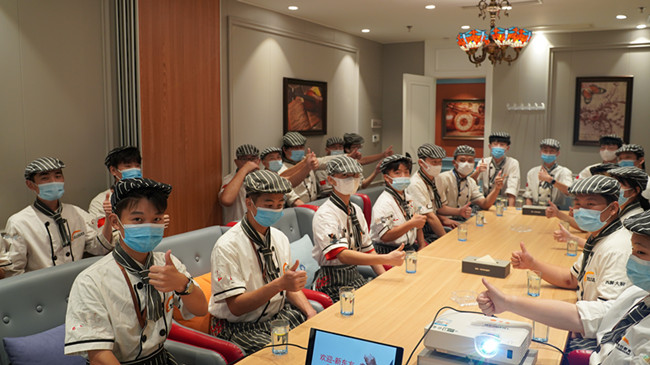 【企业参观】安徽新东方学子深入栖巢咖啡参观学习,增长见识!