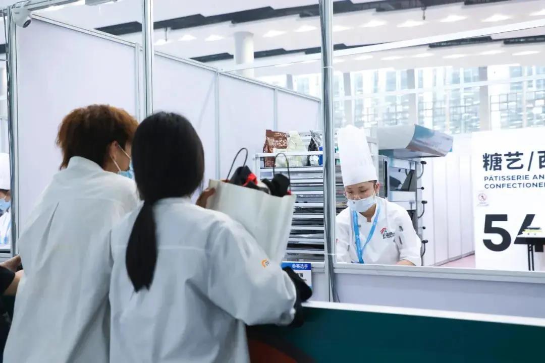 ϲѶ|��Уѧ����ȫ���������ְҵ���ܴ�����ʽ���ʦ��Ŀѧ�����л�����Ƚ���