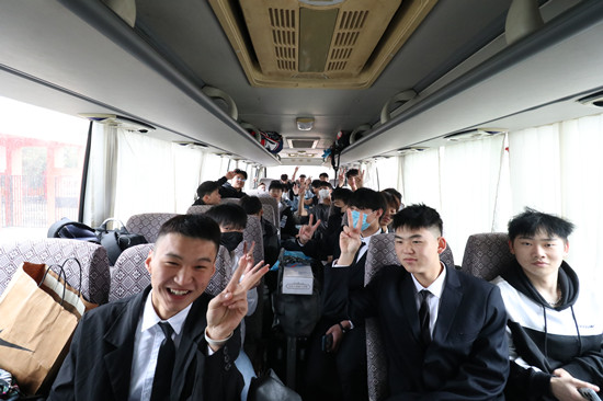 ��ҵ���ͻ᣺ף��λͬѧǰ���ƽ���δ�����ڣ�