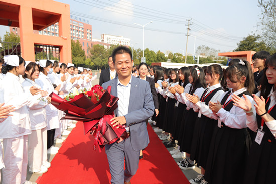 “好习惯成就好未来”主题演讲活动顺利开展