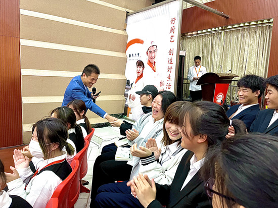 “好习惯成就好未来”主题演讲活动顺利开展