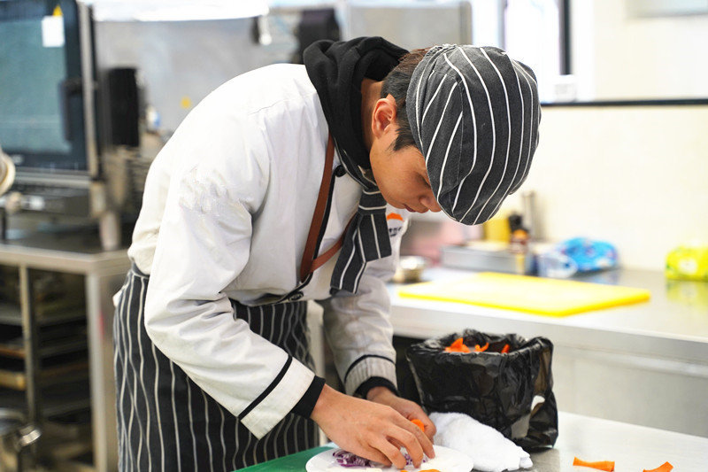 考核见真功!西餐专业刀工考核圆满举行